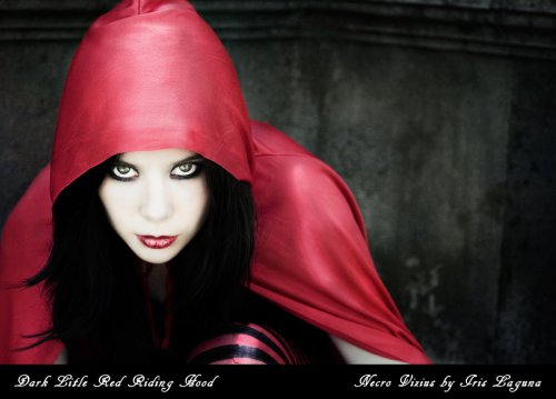 Dark Little Red Riding Hood.Fantasy Version.Modelo: Beatriz Navarro.